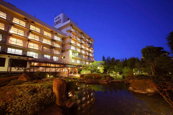 【富山県内発】 フルーツ王国やまなし 桃狩り食べ放題と桃1箱お土産付 石和温泉に宿泊甲州・富士山ひんやり2日間3